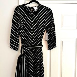 Nine West 3/4 Sleeve Chevron Print Dress